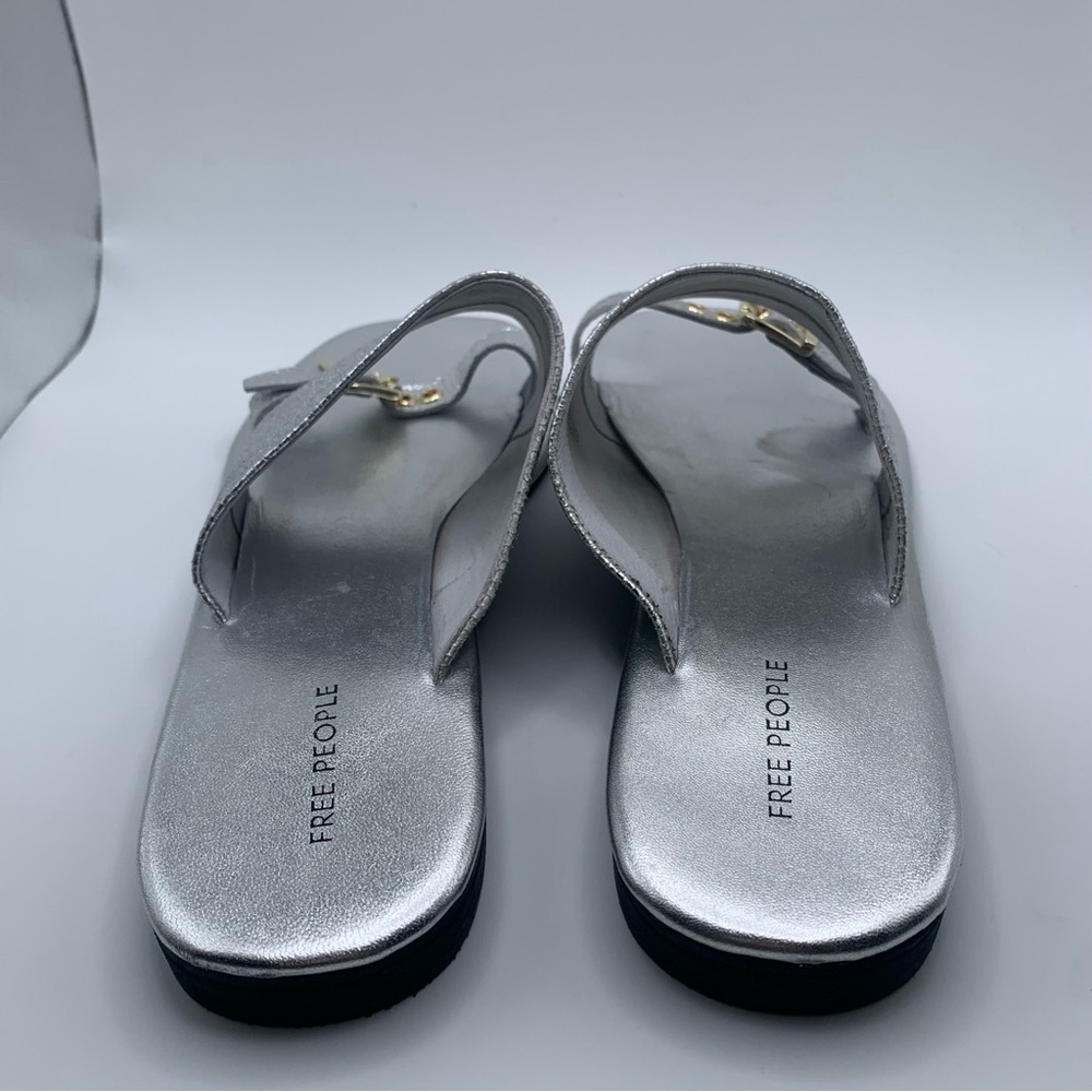 NIB Free People Mila Minimal Flat Sandal Women's size 7.5 silver metallic 1407 - Picture 7 of 10
